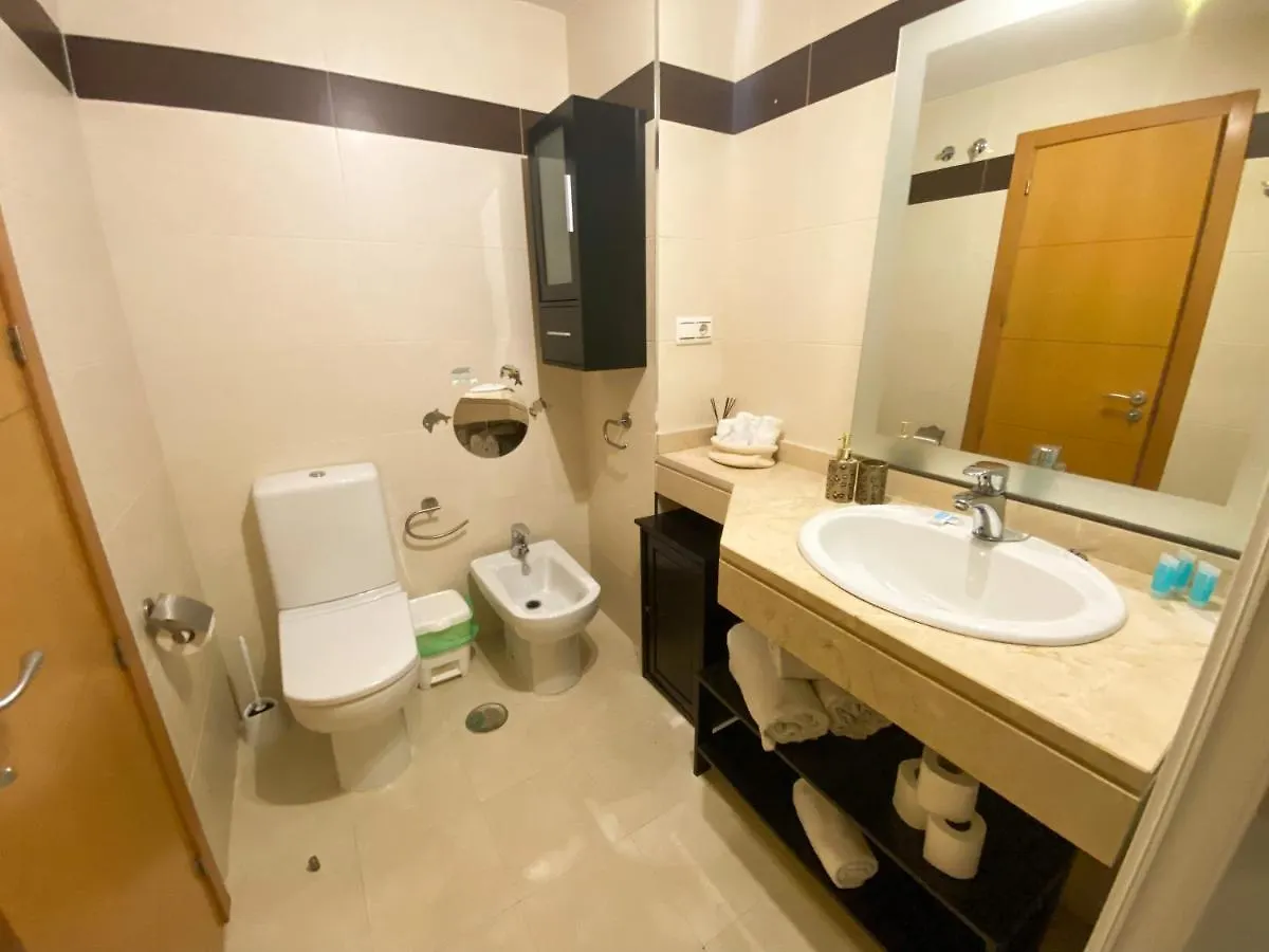Holidays2Malaga Termica Apartment With Salt Water Pool 200M From The Beach Malaga